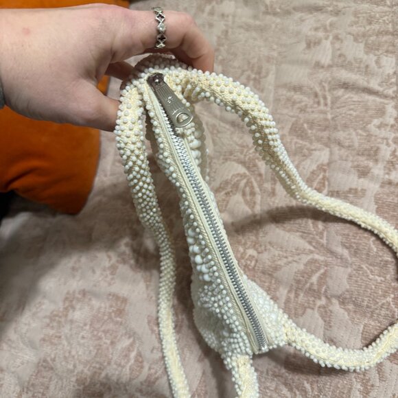 JOHN WIND VINTAGE 1950S 1960S BEADED WHITE HAND BAG - Picture 4 of 6